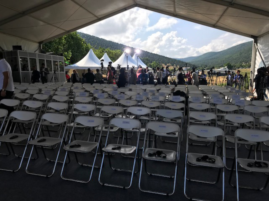 Τσίπρας-Ζάεφ στις Πρέσπες για την υπογραφή: Δρακόντεια μέτρα, λαϊκή οργή