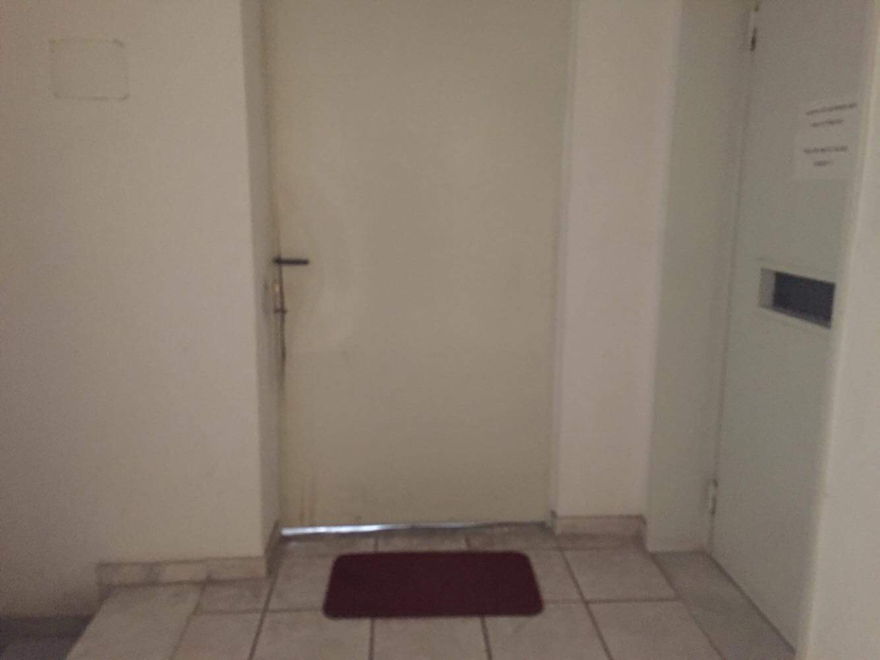 «Δεν ήξερε κανείς ότι στο υπόγειο ήταν ο Σώρρας», λένε κάτοικοι από τον Άλιμο 