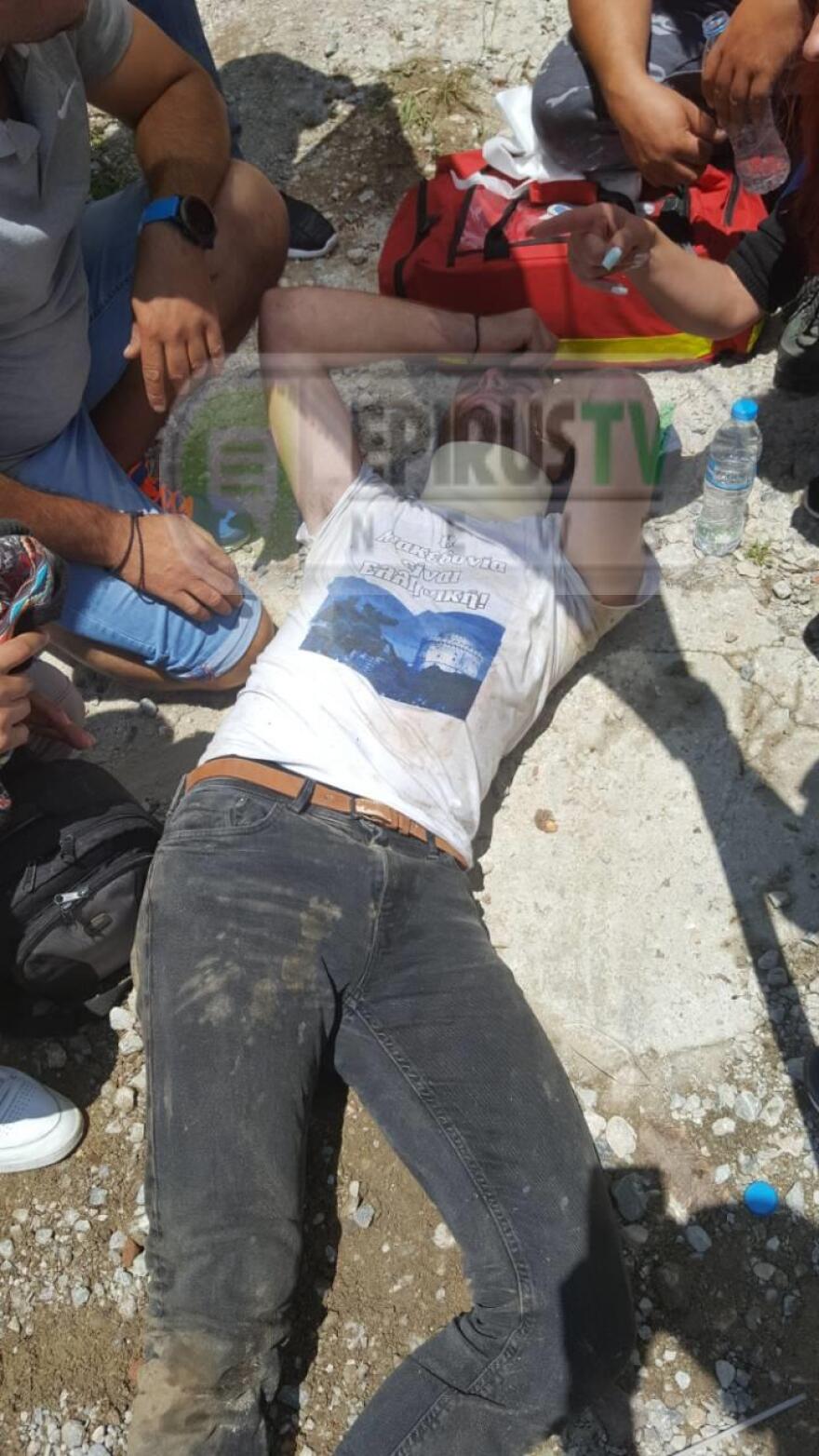 Σοβαρά επεισόδια στο Πισοδέρι: Έπνιξαν το χωριό στα δακρυγόνα - Τουλάχιστον 16 τραυματίες