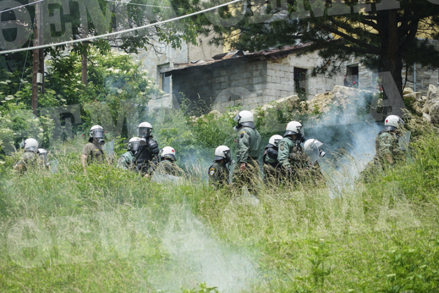 Το παρασκήνιο των Πρεσπών: Οσα δεν έδειξαν οι κάμερες