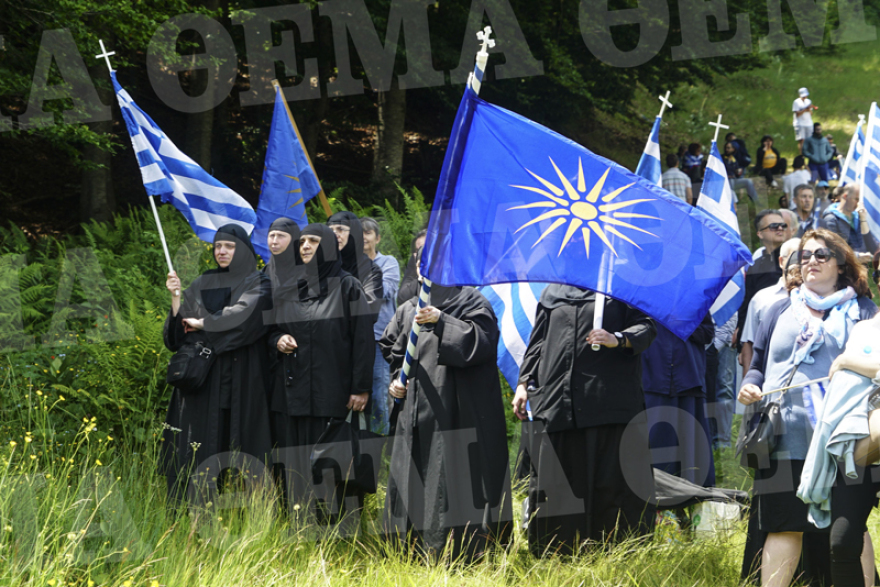 Το παρασκήνιο των Πρεσπών: Οσα δεν έδειξαν οι κάμερες