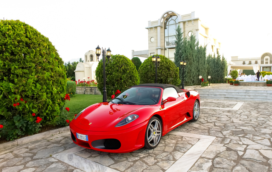 H Ferrari έκλεισε τα 70 χρόνια της και το γιορτάζει