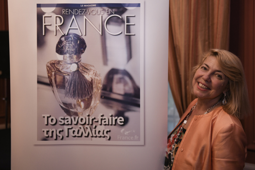 «Ραντεβού στη Γαλλία»: Το περιοδικό που μιλάει ελληνικά και μας γνωρίζει τα γαλλικά τοπία