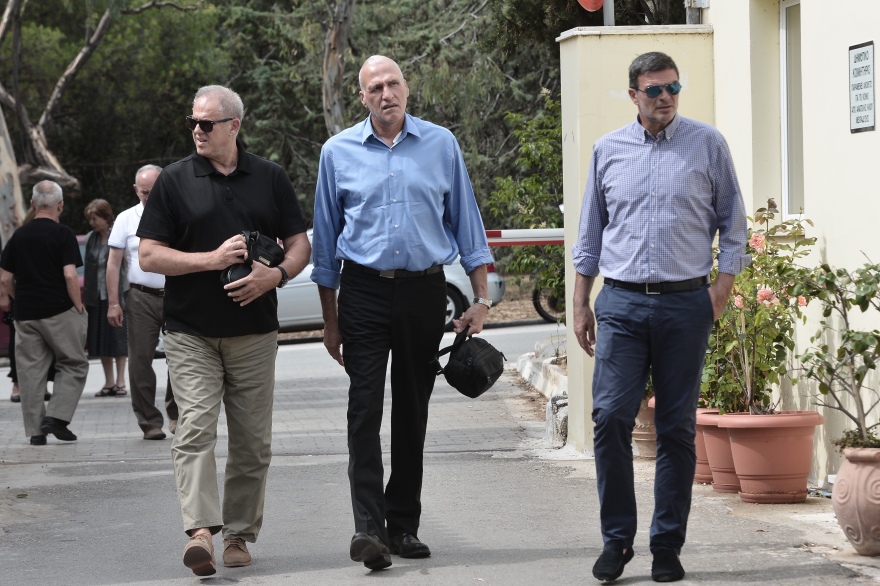 Το τελευταίο «αντίο» στον Κώστα Πολίτη