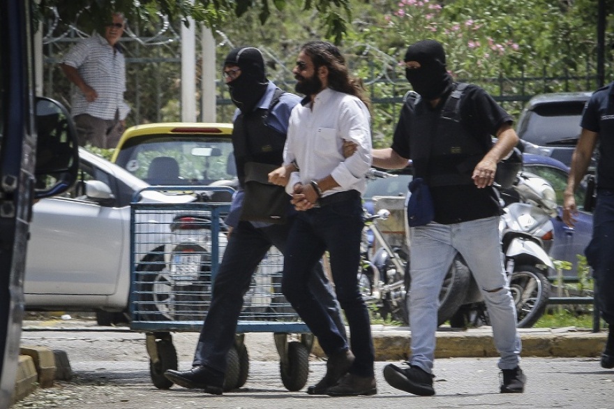 Ελεύθερος με περιοριστικούς όρους ο Μπαρμπαρούσης