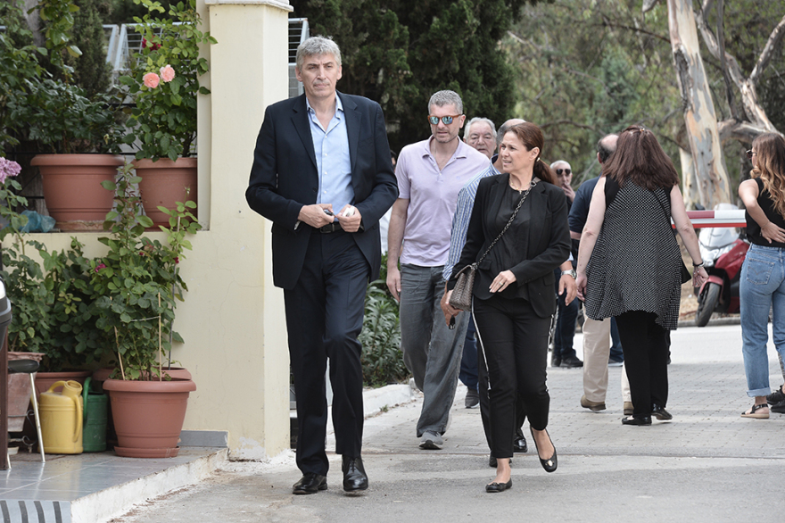 Το τελευταίο «αντίο» στον Κώστα Πολίτη