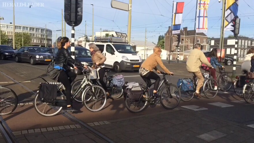 Ολλανδία: Χρηματική ανταμοιβή για όσους πηγαίνουν στη δουλειά με το ποδήλατο, σχεδιάζει η κυβέρνηση