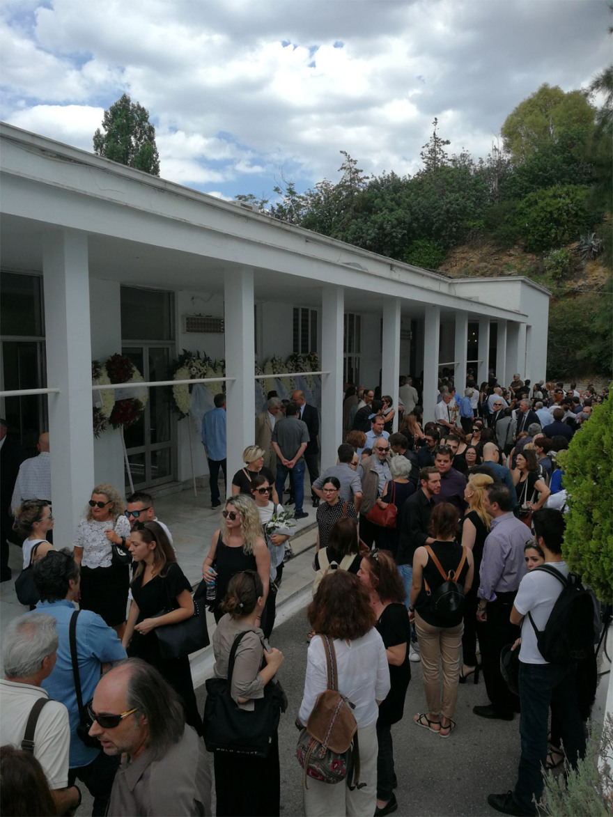 Τελευταίο αντίο στον «λαϊκό και διανοούμενο» καθηγητή Βασίλη Καρύδη