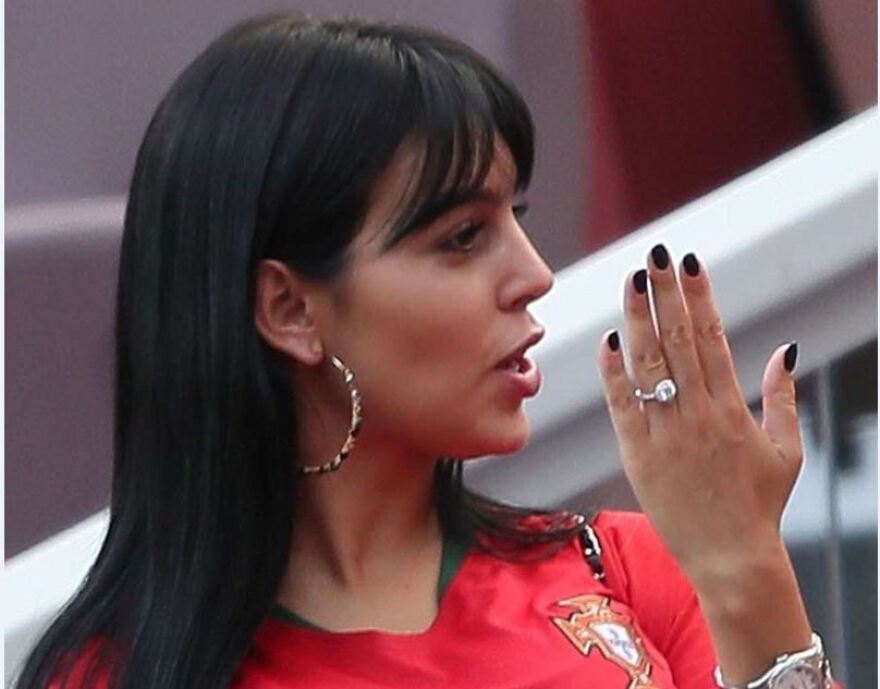 Αρραβωνιάστηκε ο Κριστιάνο Ρονάλντο; Με δαχτυλίδι 700.000 ευρώ η Ροντρίγκεζ στο Μουντιάλ