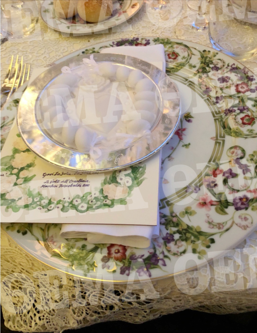 Γιάννης Κούστας - Δήμητρα Μέρμηγκα: Παραμυθένιος γάμος στο Σορέντο