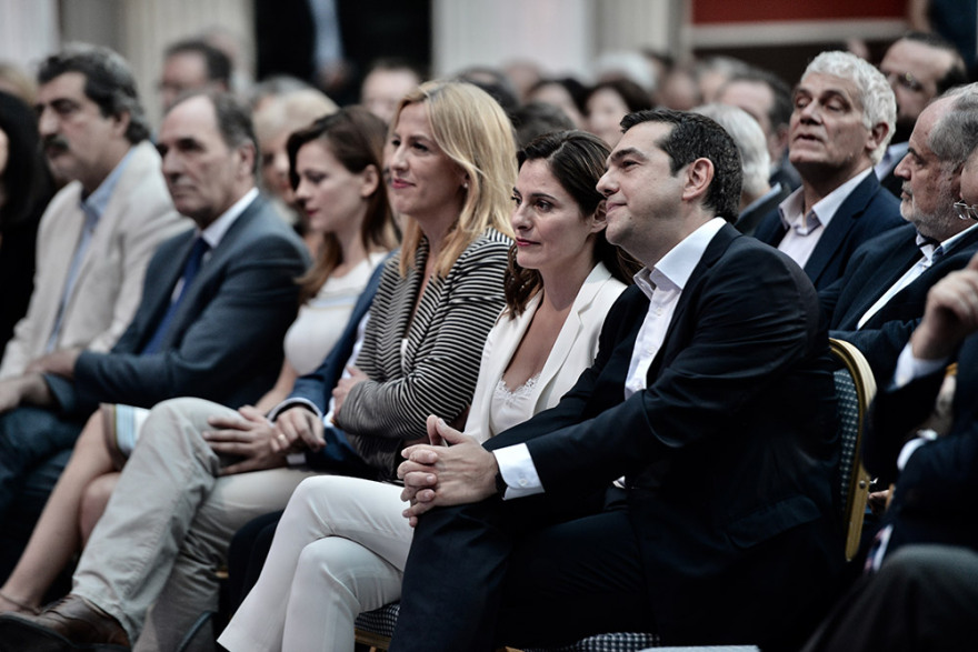  Γιατί δεν πήγε ο Τσακαλώτος στη φιέστα με τη γραβάτα