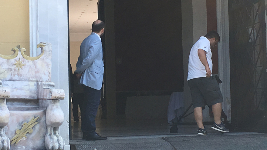 Πυρετώδεις προετοιμασίες για τη «φιέστα» με τις γραβάτες στο Ζάππειο 