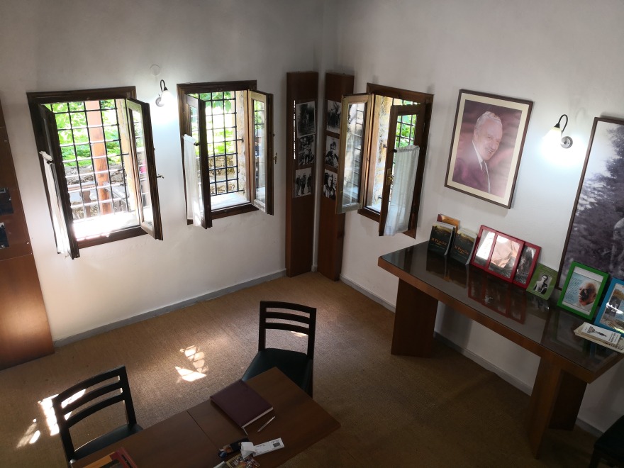 Μουσείο Φλωράκη: Το σπίτι του ιστορικού ηγέτη του ΚΚΕ που «ξεφεύγει από τα μουσειακά χαρακτηριστικά»