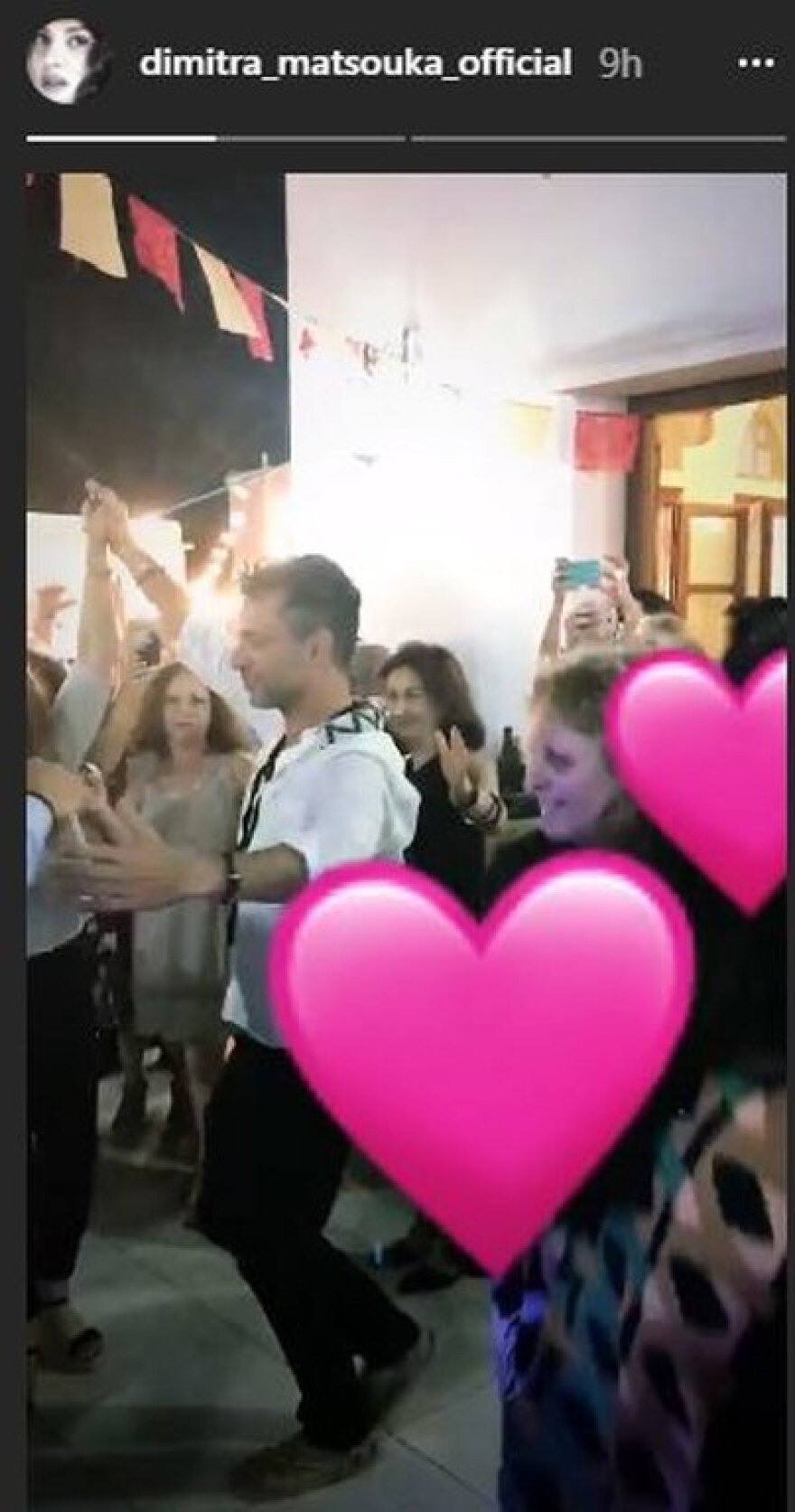 Αλά Survivor ο γάμος του Χρανιώτη στην Τήνο: Τη νύφη την παρέδωσε ο Ντάνος