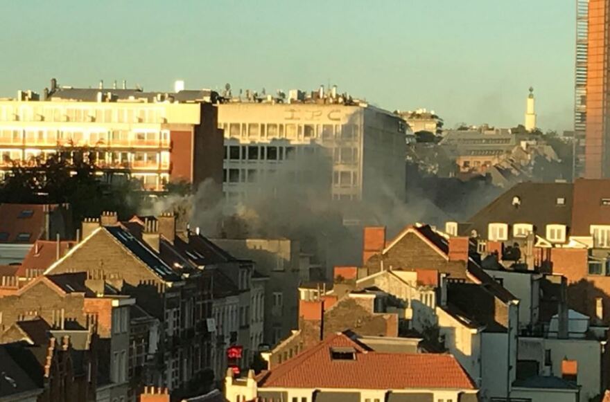 Βρυξέλλες: Μεγάλη πυρκαγιά σε αποθήκη κοντά στην έδρα της Κομισιόν