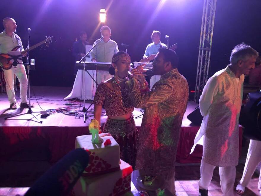 Ο γάμος του 1 εκατ. δολαρίων με άρωμα... Bollywood στο Λασίθι