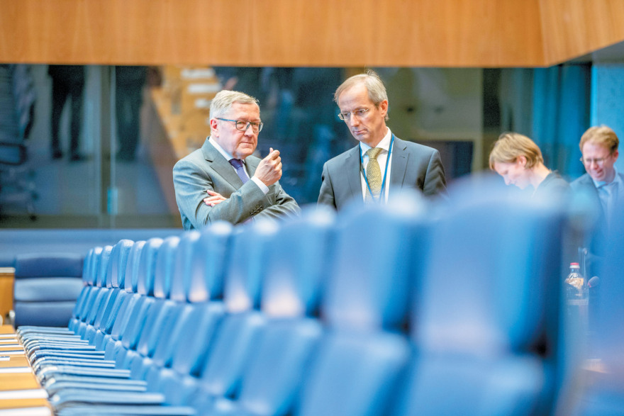 Οι κρυφές δεσμεύσεις του «μνημονίου» που θα ισχύσει μέχρι το 2060