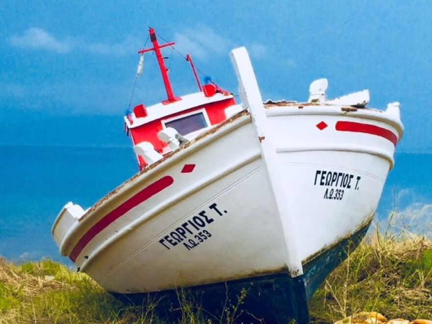 Σε εξέλιξη το επιδοτούμενο «έγκλημα» με τα παραδοσιακά σκάφη