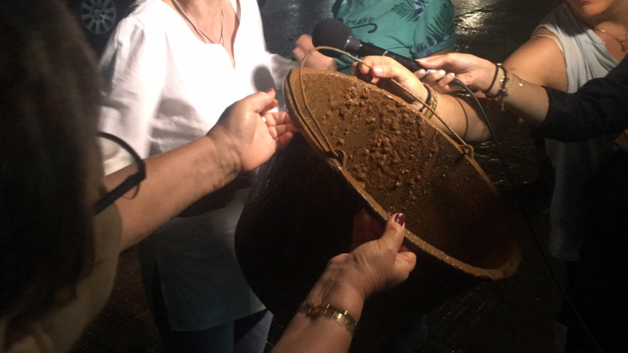 Δείτε βίντεο-σοκ από τις πλημμύρες που έπνιξαν την Τρίτη τη Μάνδρα!