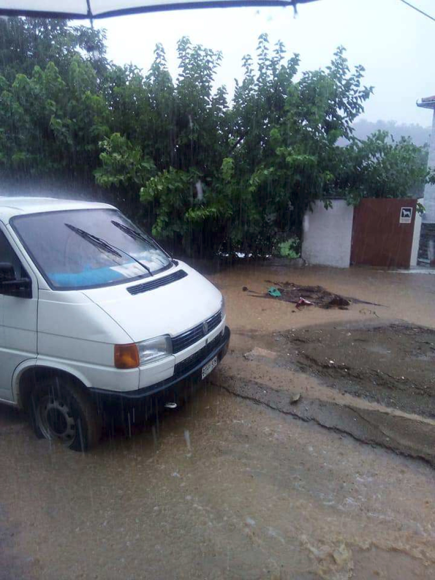 Άνοιξαν οι ουρανοί στη Χαλκιδική - Βούλιαξε η Νικήτη