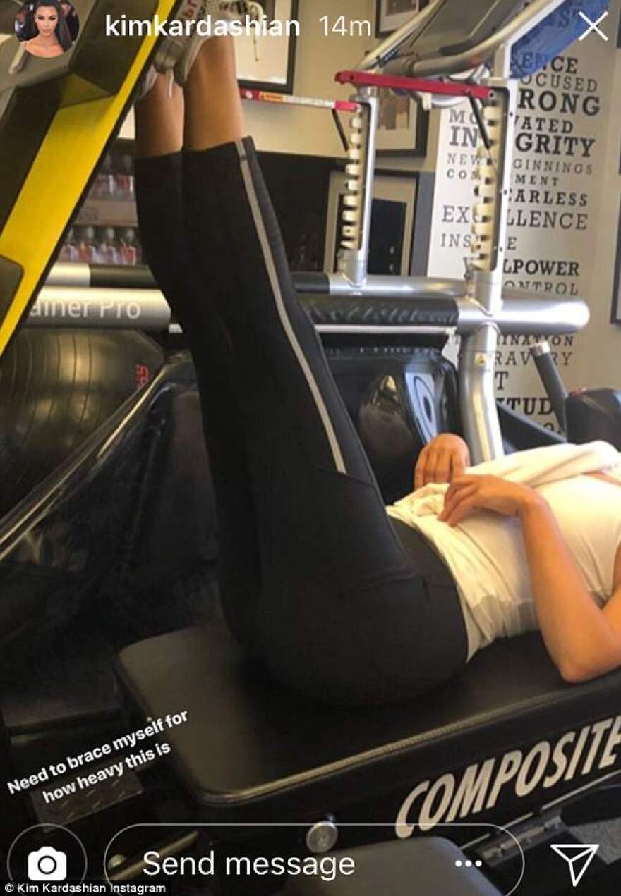 Φωτογραφίες: Η Kim Kardashian λιώνει στο γυμναστήριο