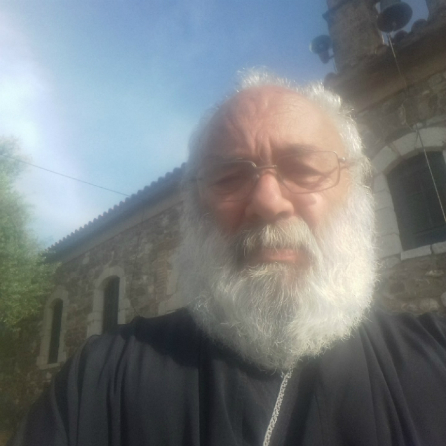 Ένας παπάς… πρόεδρος σε ομάδα ποδοσφαίρου στη Μεσσηνία