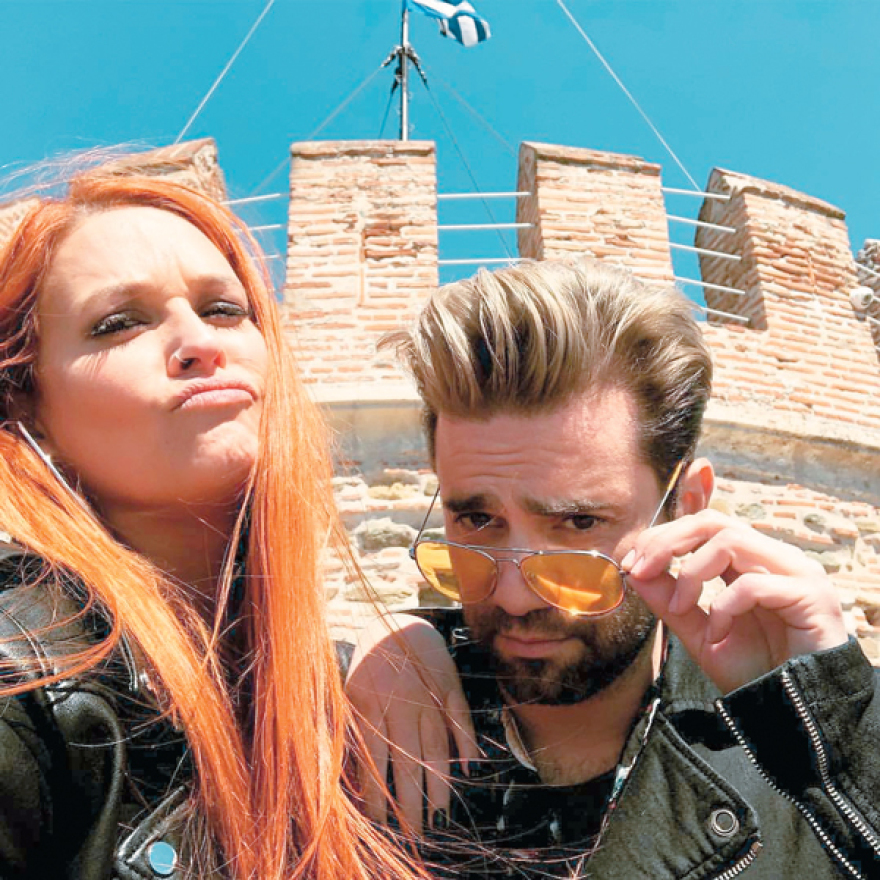 Visit My Greece:  Ο Θοδωρής και η Σίσσυ  έγιναν travel vloggers 