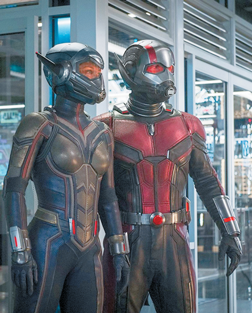  Εβάντζελιν Λίλι:  Γερό τσίμπημα