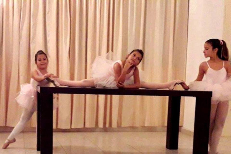 Οι “κύκνοι” της Κάσου, η σπουδαία δασκάλα και η κρατική αδιαφορία