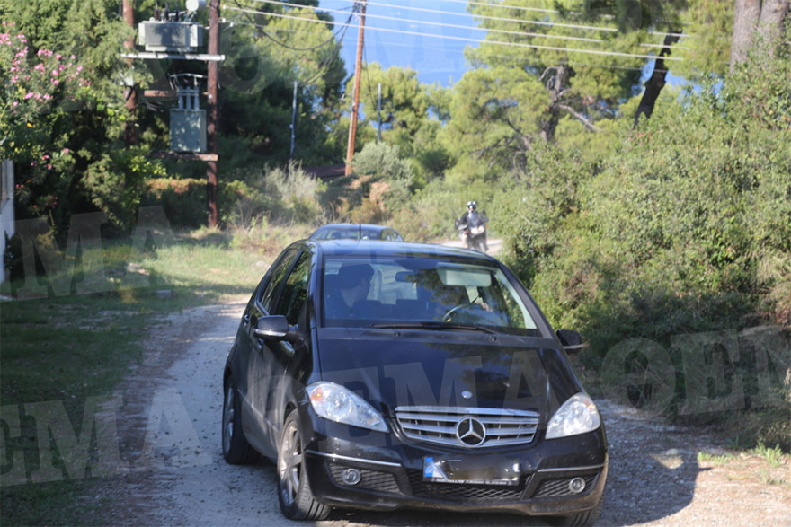  Αποκλειστικές φωτογραφίες Ζάεφ την ώρα που φεύγει από τη Χαλκιδική 