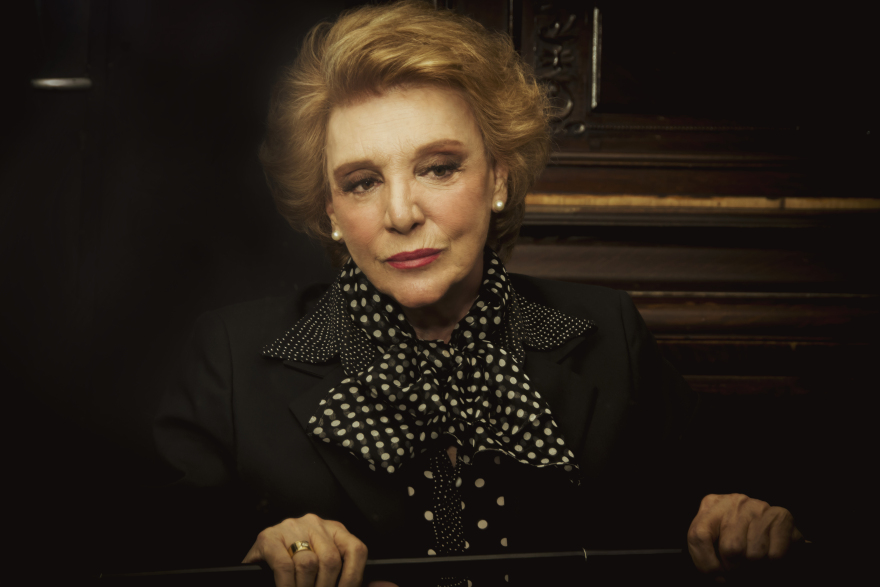 Μάρω Κοντού: «Ο έρωτας δεν γνωρίζει ηλικία» 