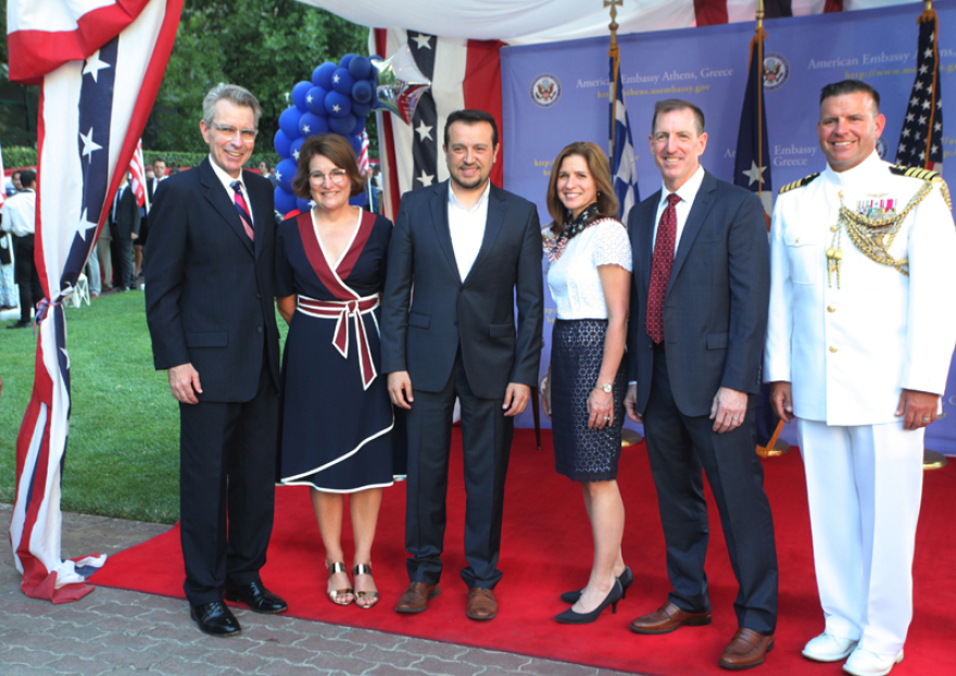 Φωτογραφίες: Η δεξίωση του Αμερικανού πρέσβη για την 4η Ιουλίου