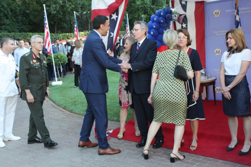 Φωτογραφίες: Η δεξίωση του Αμερικανού πρέσβη για την 4η Ιουλίου