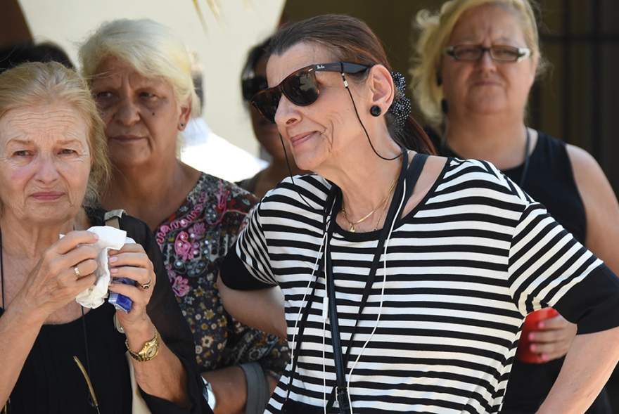 Το «τελευταίο χειροκρότημα» στην Τζέσυ Παπουτσή