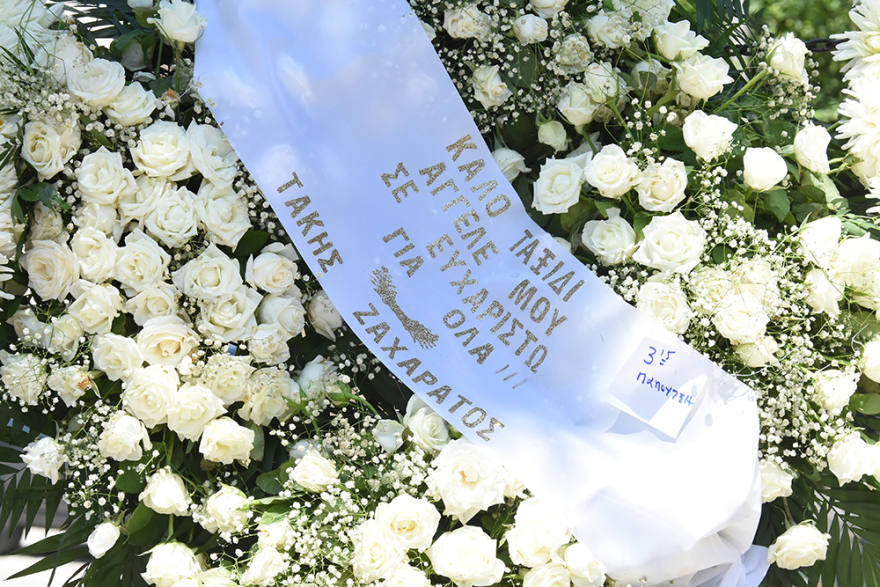 Το «τελευταίο χειροκρότημα» στην Τζέσυ Παπουτσή