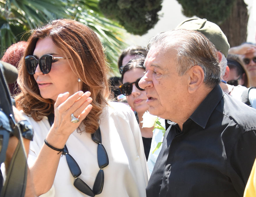 Το «τελευταίο χειροκρότημα» στην Τζέσυ Παπουτσή