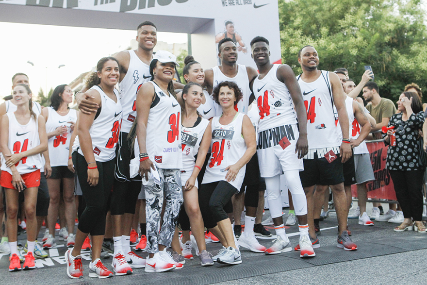 Φωτογραφίες: Ο Γιάννης Αντετοκούνμπο και τα αδέλφια του τρέχουν για την «Κιβωτό του Κόσμου»