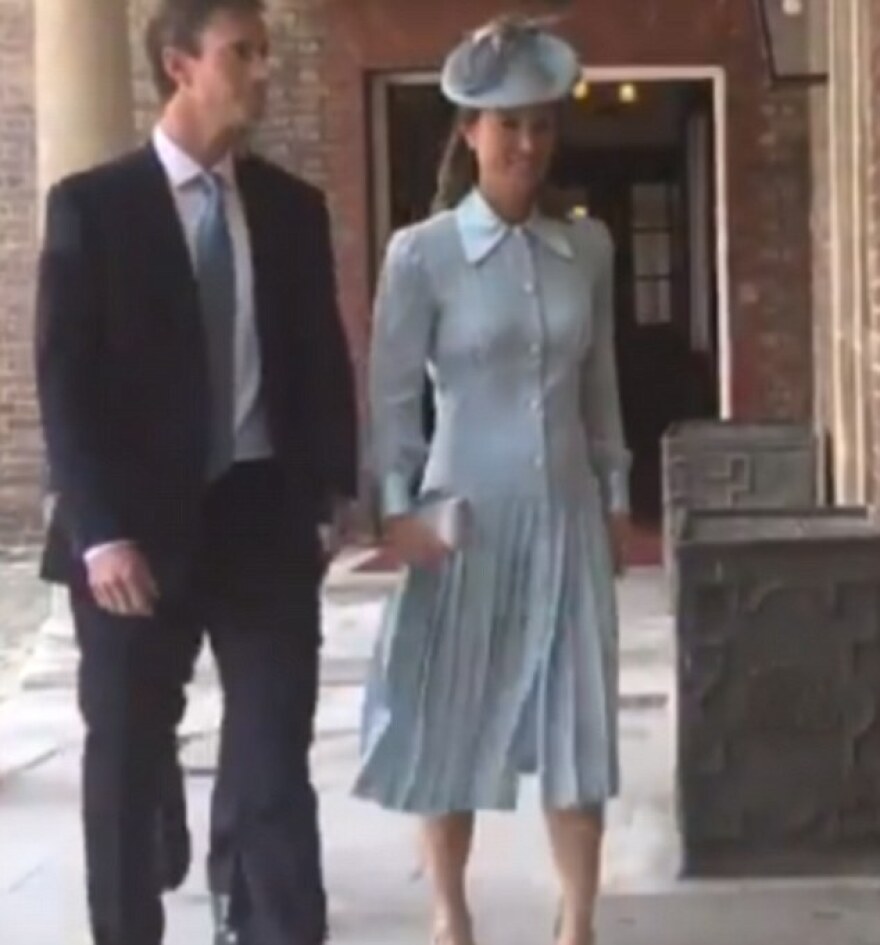 Βάπτιση πρίγκιπα Λούις: Βίντεο και φωτογραφίες από την τελετή 