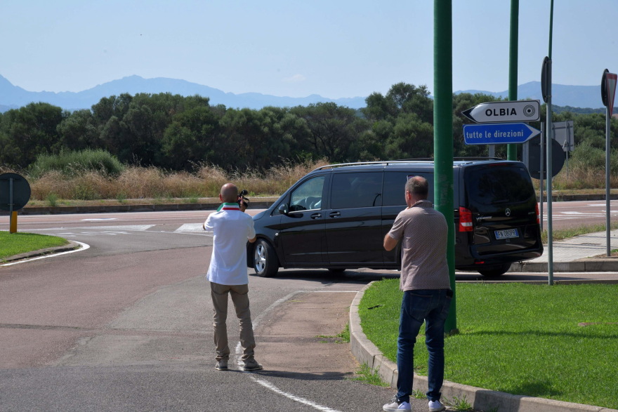 George Clooney: Στη δημοσιότητα οι εικόνες από το τροχαίο- Αναστατωμένη η σύζυγός του, Amal  