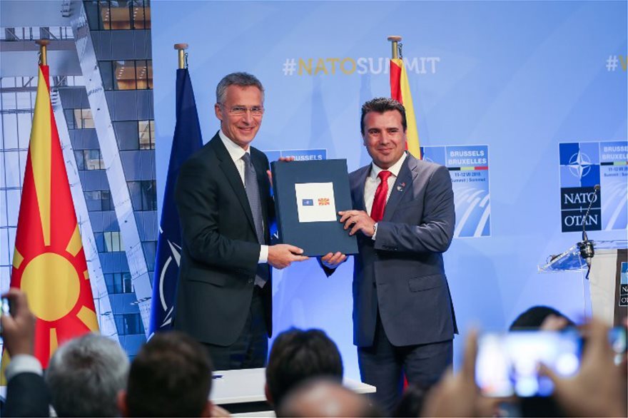 ΝΑΤΟ: Ο Ζάεφ κάνει πάρτι για την ένταξη, Τσίπρας και Καμμένος θα συζητήσουν τον... Φεβρουάριο