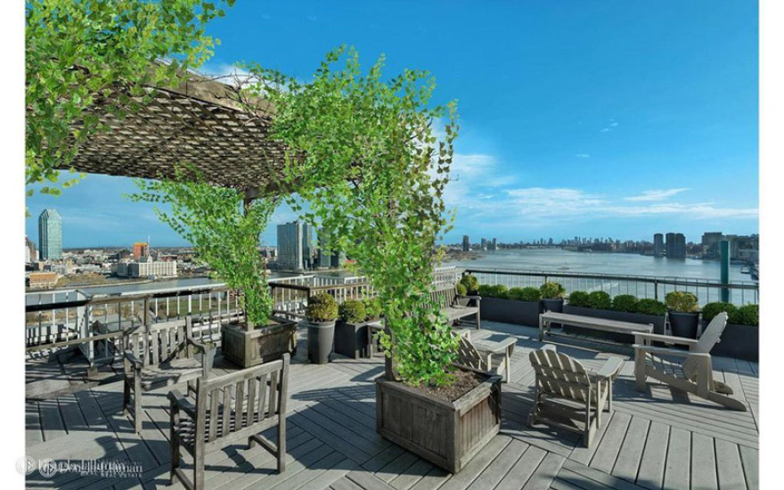 Φωτογραφίες: Παπαδημητρίου-Αντωνοπούλου έπαιρναν επίδομα ενοικίου, ενώ έχουν σπίτι €1 εκατ. στο Μανχάταν 