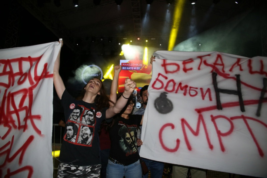 Πανηγύρια Ζάεφ για τη συμφωνία στο Σκοπιανό: Η "Μακεδονία" έχει λόγους να γιορτάζει