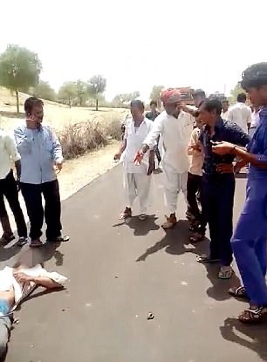 Αναισθησία: Πίσω τους πέθαιναν τρεις μετά από τροχαίο και αυτοί έβγαζαν selfie