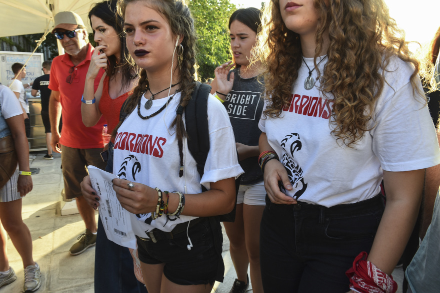 Συναυλία Scorpions: Χιλιάδες θαυμαστές κατέκλυσαν το Καλλιμάρμαρο