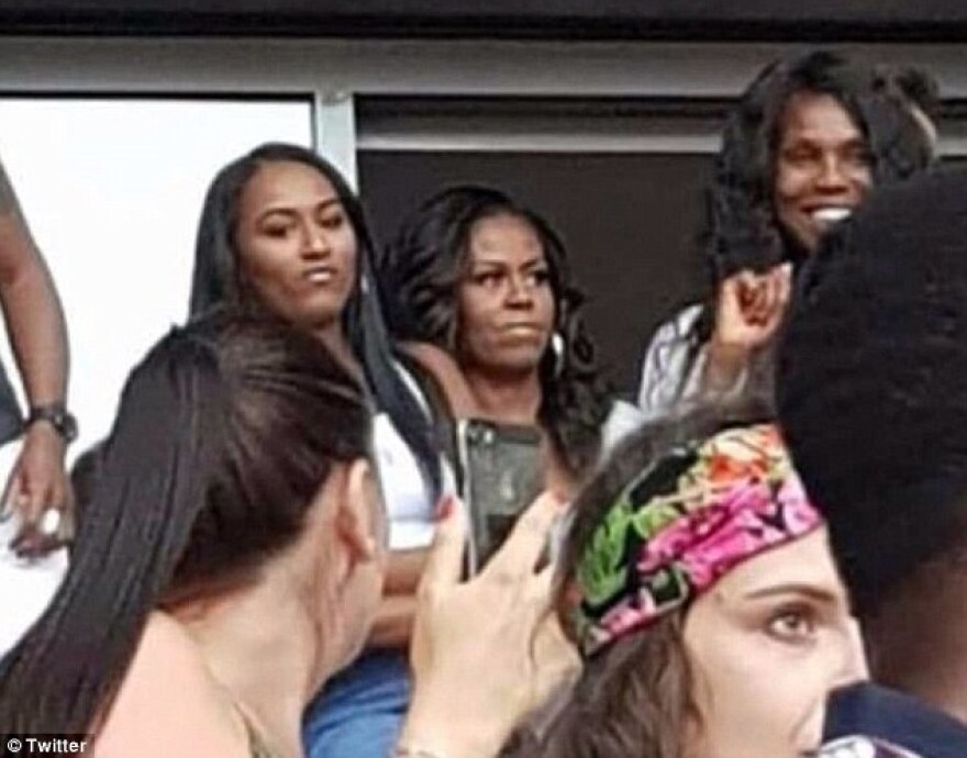 Η Michelle Obama ξεσάλωσε με σορτσάκι στη συναυλία της Beyonce