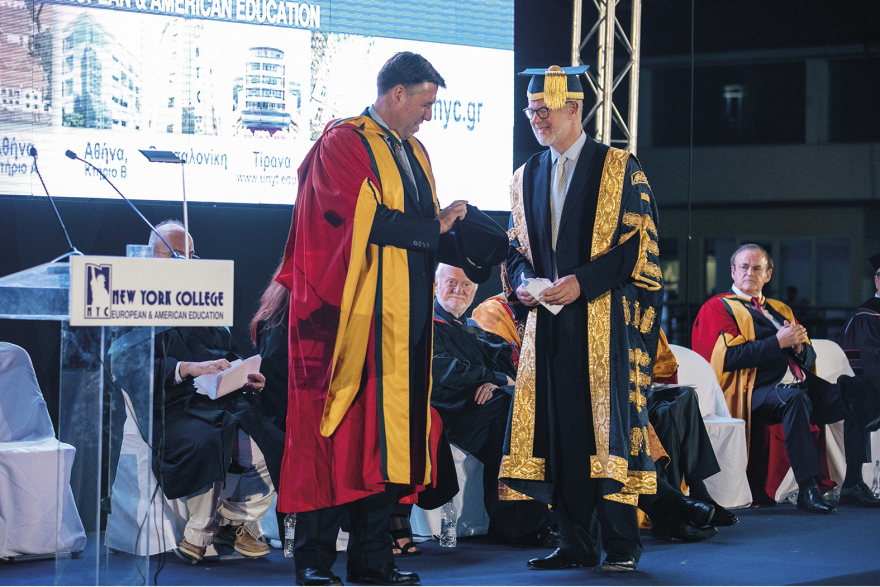 New York College Educational Group: Μεγαλοπρεπείς Αποφοιτήσεις με Διεθνές Αποτύπωμα