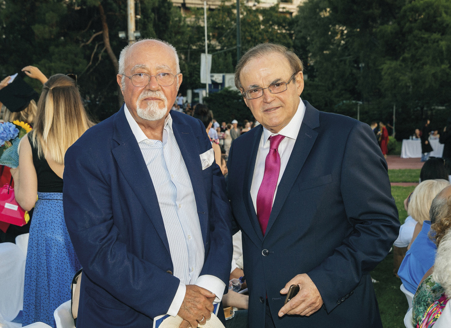 New York College Educational Group: Μεγαλοπρεπείς Αποφοιτήσεις με Διεθνές Αποτύπωμα