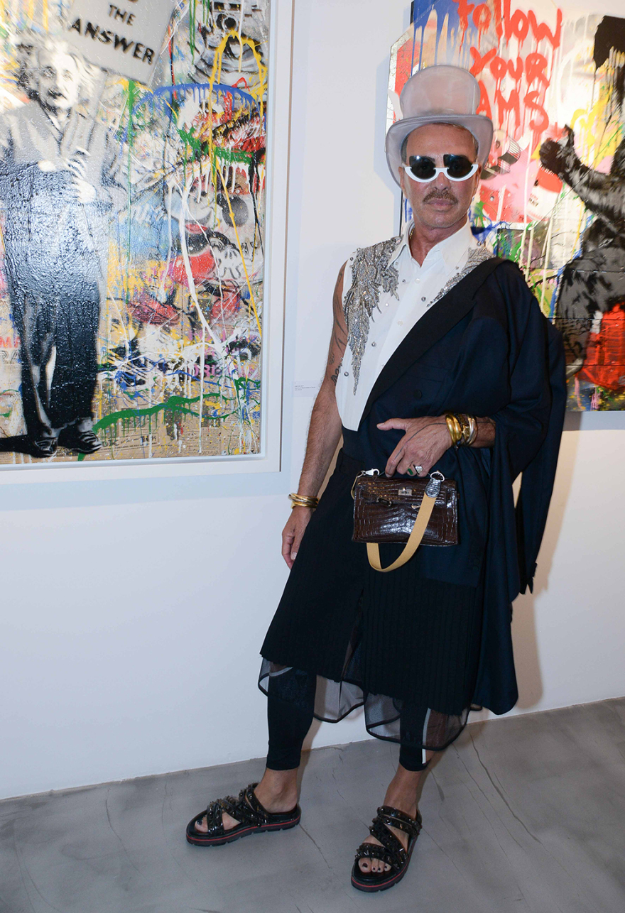 Μύκονος: Εγκαίνια με λαμπερούς καλεσμένους για τον street artist Mr. Brainwash 