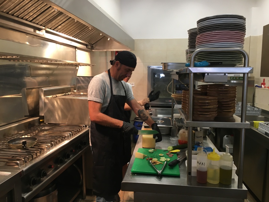 Νάξος: Ανοίγει το πρώτο εστιατόριο που θα χρησιμοποιεί μόνο ντόπια υλικά