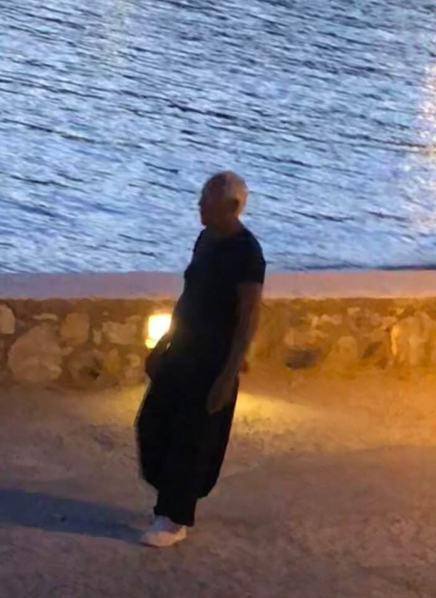 Φωτογραφίες: Ο Τζόρτζιο Αρμάνι απολαμβάνει τις διακοπές του στη Σχοινούσα